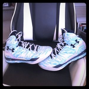 Under Armor Clutch Fit Drives